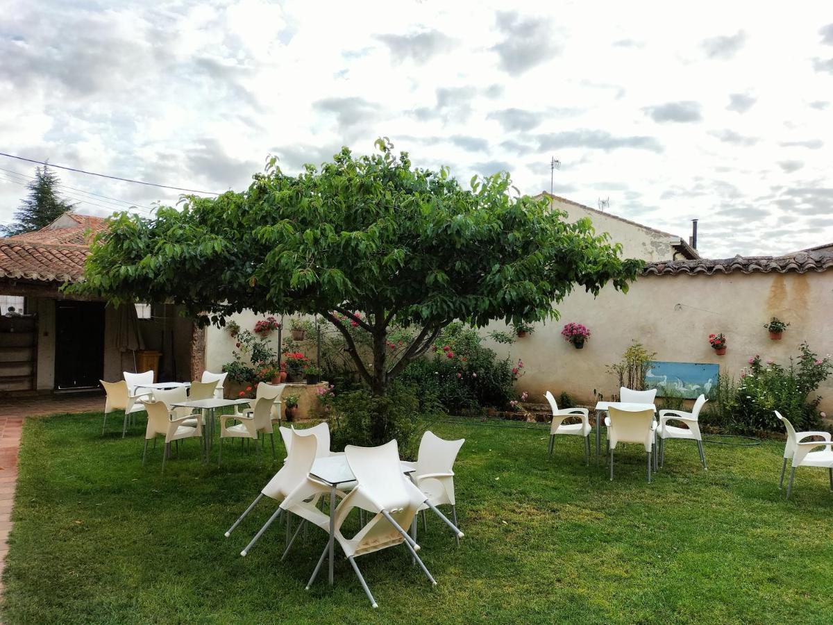 Albergue Don Camino Villalcázar de Sirga Dış mekan fotoğraf